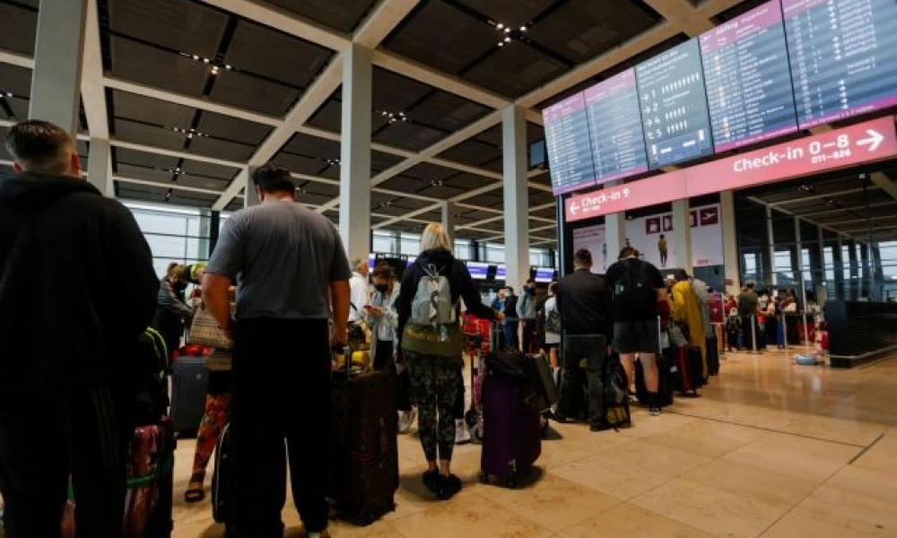Lufthansa: Σοβαρή έλλειψη προσωπικού της εταιρείας προκαλεί αναστάτωση στα αεροδρόμια της Γερμανίας